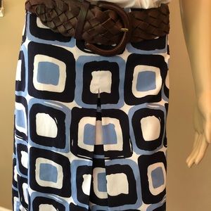Banana Republic geometric figures with buck pleat